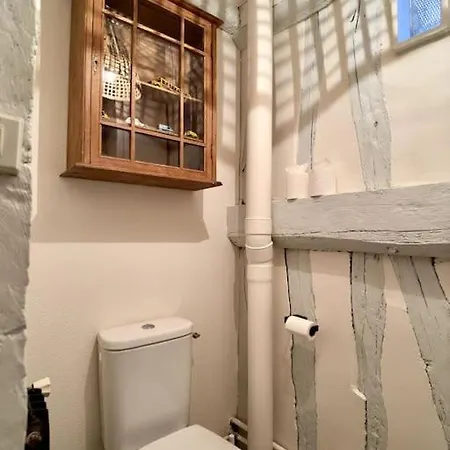 Hyper Centre - L'antiquaire *